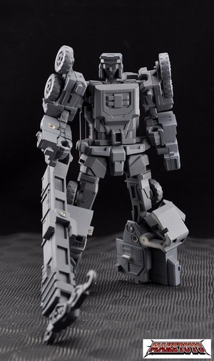 Illustration for article titled This is the Transformers toy of my dreams